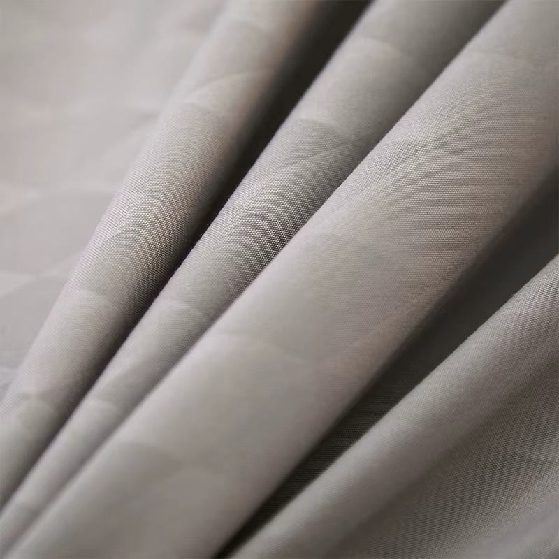 Zip-On Bed Sheet Set
